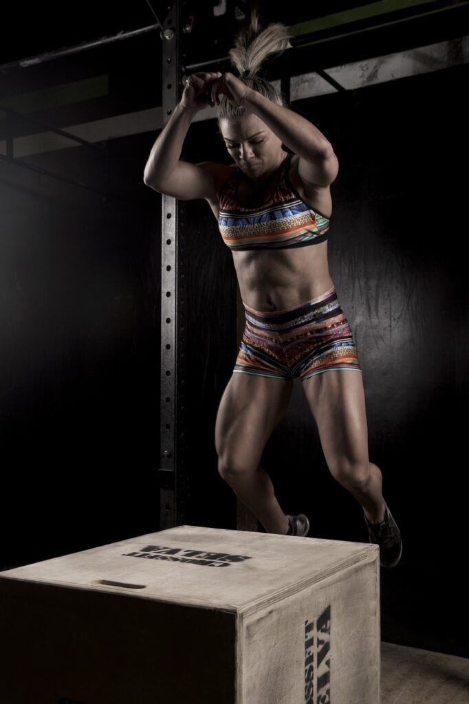 crossfit, box jump, girl-5730105.jpg